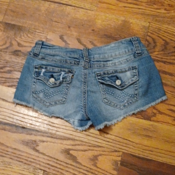 Almost Famous short shorts - Picture 3 of 3
